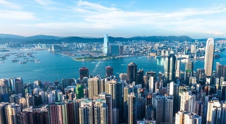 Khawatir Varian Omicron Menyebar, Hong Kong Mulai Batasi Perjalanan (FOTO:MNC Media)