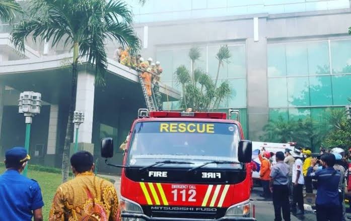 Imbas Kebakaran Gedung Cyber 1, Aplikasi IPOT Masih Alami Gangguan (FOTO:MNC Media)