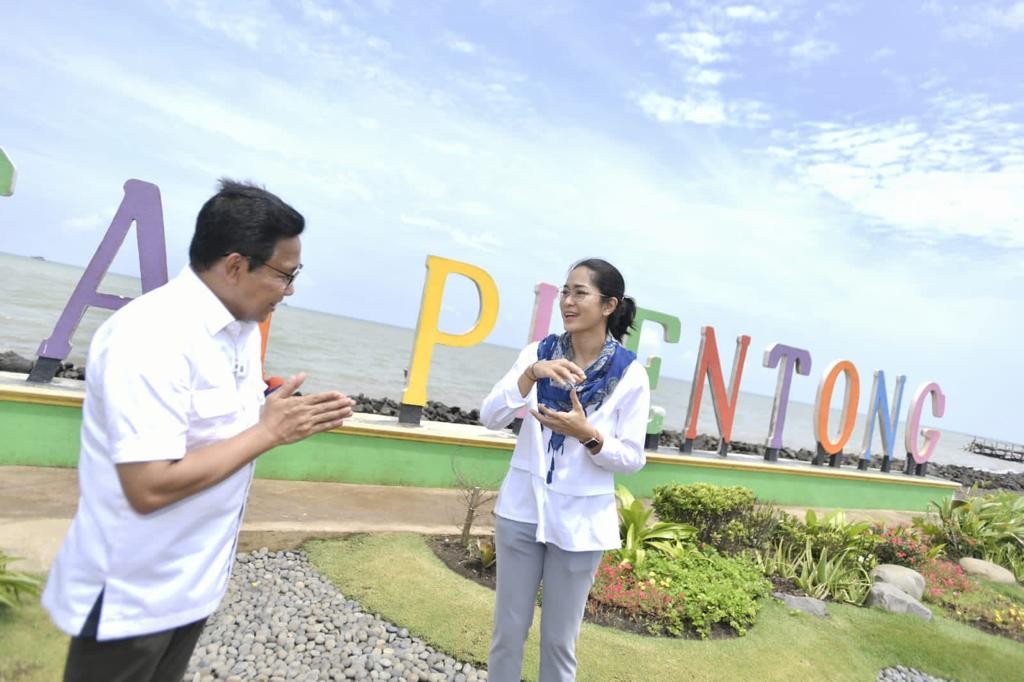 Area Pembuangan Sampah di Indramayu Disulap Jadi Desa Wisata Pantai, Cek Faktanya (Dok.Kemendes)