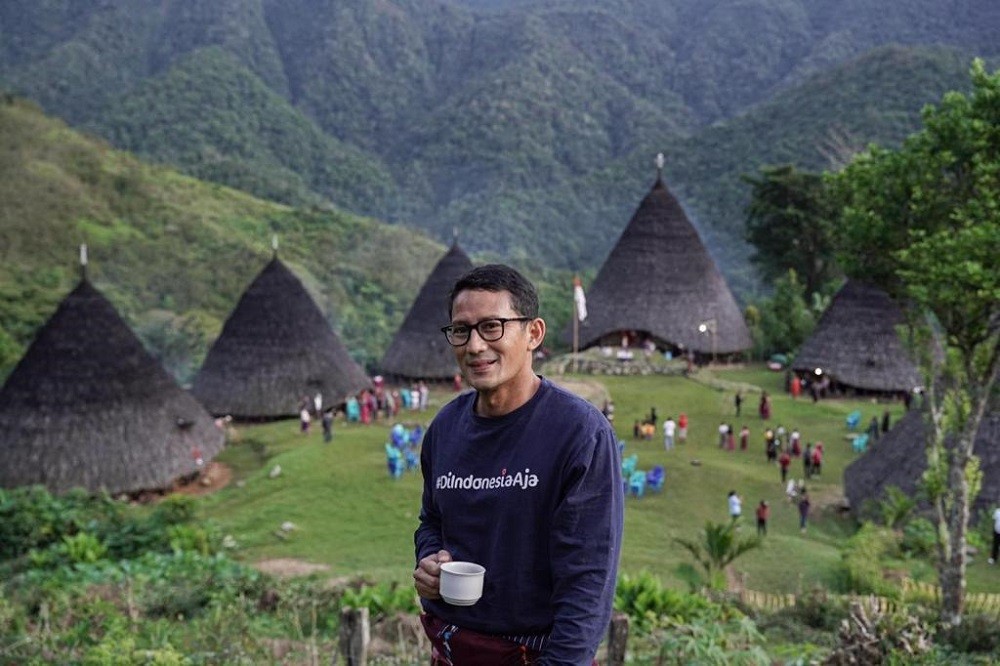 Pulihkan Ekonomi RI, Sandiaga Uno Imbau Masyarakat Tak ke Luar Negeri Selama Nataru