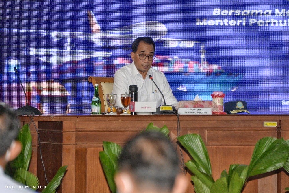 Menhub Berencana Sediakan Fasilitas Check In Bandara Soetta di Stasiun Kereta. (Foto: MNC Media)