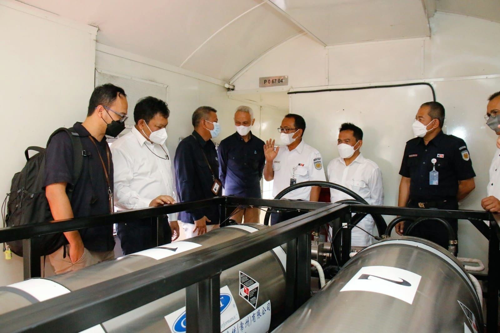 PT PGN Tbk selaku Subholding Gas Pertamina dan PT KAI melakukan Uji Dinamis Teknologi LNG. (Foto: MNC Media)