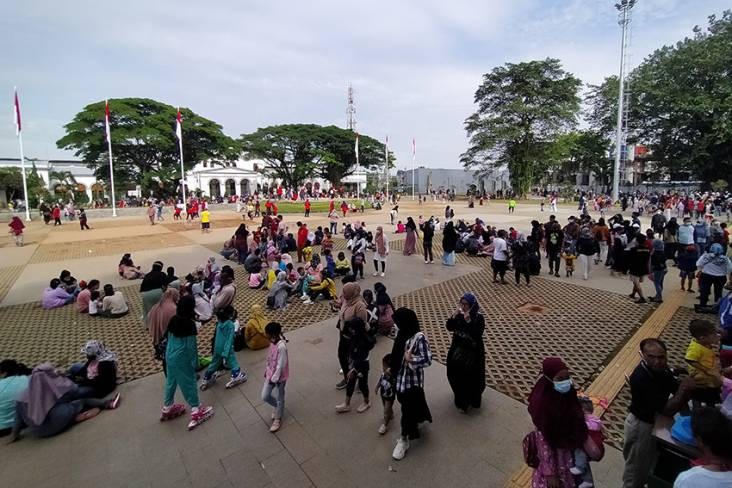 Wakil Wali Kota Bogor Dedie A. Rachim menyebut akan melakukan evaluasi terkait dibukanya Alun-Alun Kota Bogor. (Foto: MNC Media)