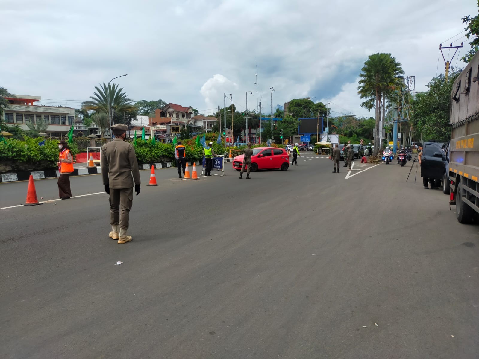 Ingat! Mulai Hari Ini, Ganjil Genap Berlaku di Kawasan Puncak (FOTO:MNC Media)