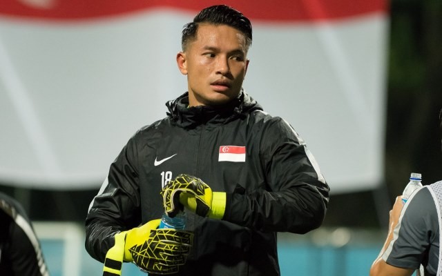 Kiper Singapura Hassan Sunny Tampil Gemilang di AFF, Ternyata Hampir Dipotong Gajinya di Klub. (Foto: MNC Media)