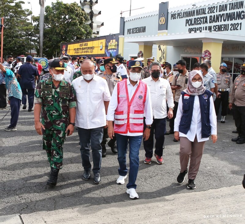 Tinjau Pelabuhan Ketapang, Menhub: Tak Ada Kenaikan, Sehari Angkut 1.000 Penumpang (Dok.Ist)