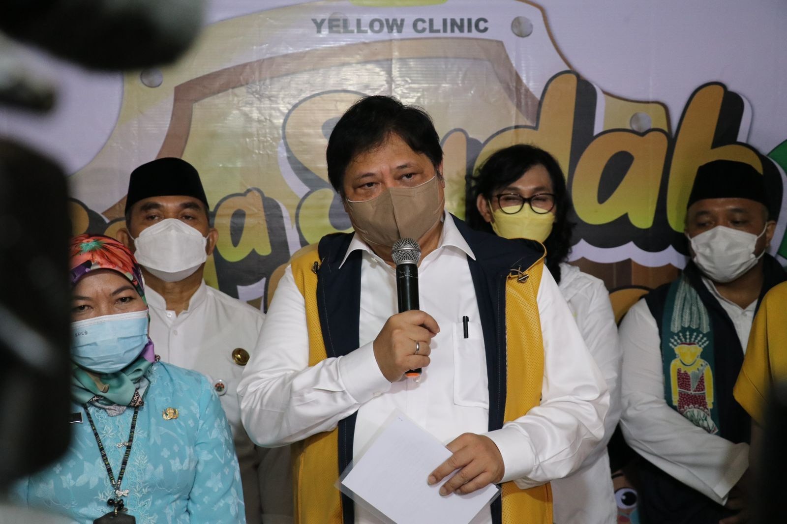 Menko Airlangga: Vaksin Booster Dimulai 12 Januari 2022 (FOTO: MNC Media)