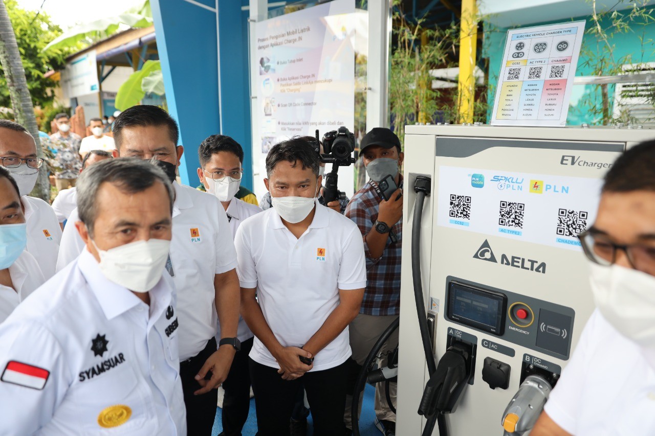Stasiun Pengisian Kendaraan Listrik Kini Sudah Ada di Pekanbaru (FOTO: MNC Media)