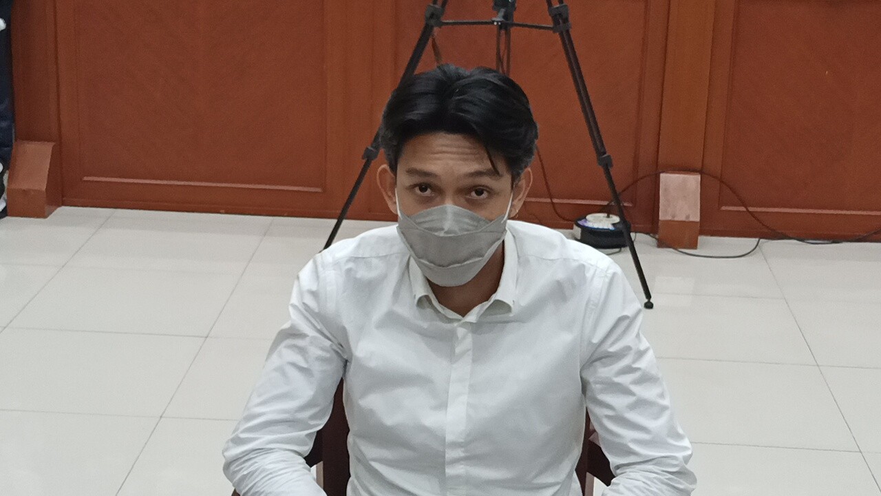 JPU menuntut pemilik nama asli Gaung Sabda Alam Muhammad itu hukuman penjara selama 4 tahun 6 bulan serta denda Rp10 juta.  (Foto: Lintang)