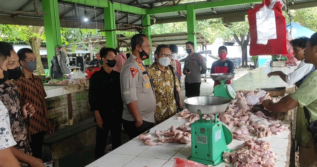 Stok Terbatas, Harga Ayam Masih Rp40 Ribu per Kilogram di Bangka Barat (Dok.MNC Media)