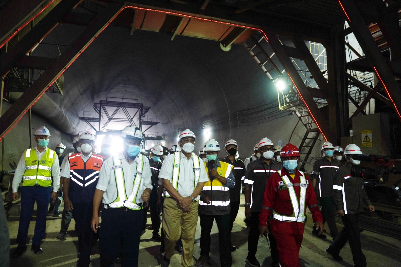 Luhut Turun Tangan, KCIC Kebut Proyek Kontruksi Tunnel 2 Kereta Cepat Jakarta-Bandung (Dok.MNC Media)