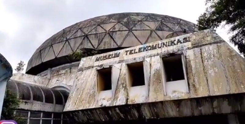 Menteri Pariwisata dan Ekonomi Kreatif  RI Sandiaga Uno menanggapi viralnya potret Taman Mini Indonesia Indah yang tampak terbengkalai. (Foto: MNC Media)