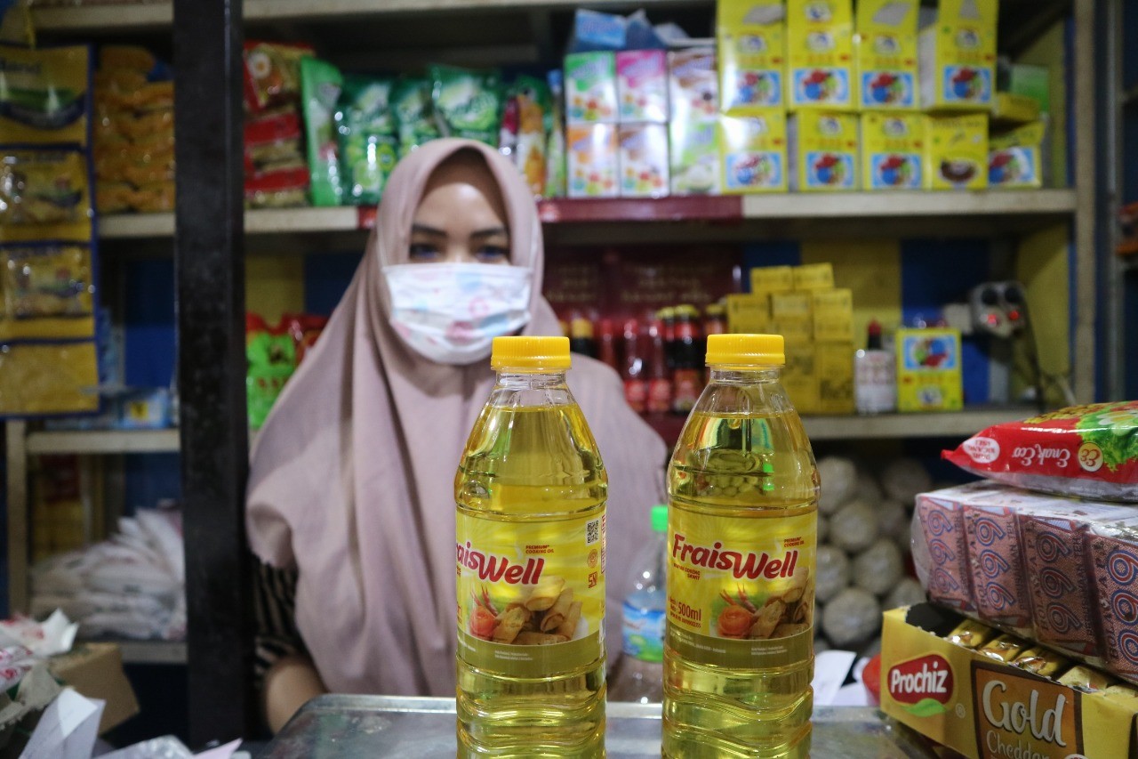 Pastikan Harga Stabil, Polda Jambi SidakStok Minyak Goreng di Mal hingga Pasar (FOTO:MNC Media)