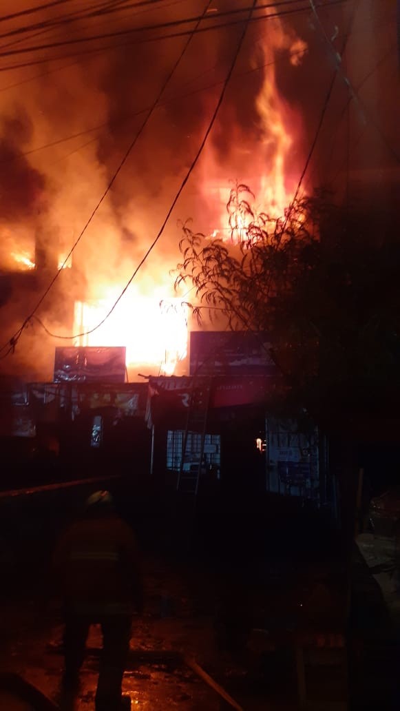 Kebakaran Ruko Sembako dan Obat di Cengkareng, Kerugian Capai Rp3 Miliar (Dok.MNC Media)