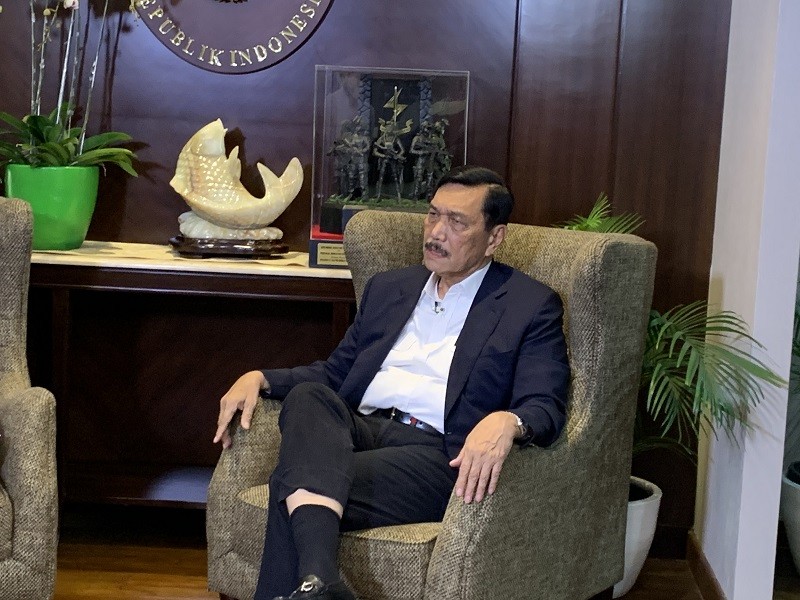 Menko Luhut memastikan rumah sakit yang menangani Covid-19 masih aman dan tidak ada kekhawatiran berlebihan menghadapi varian Omicron.