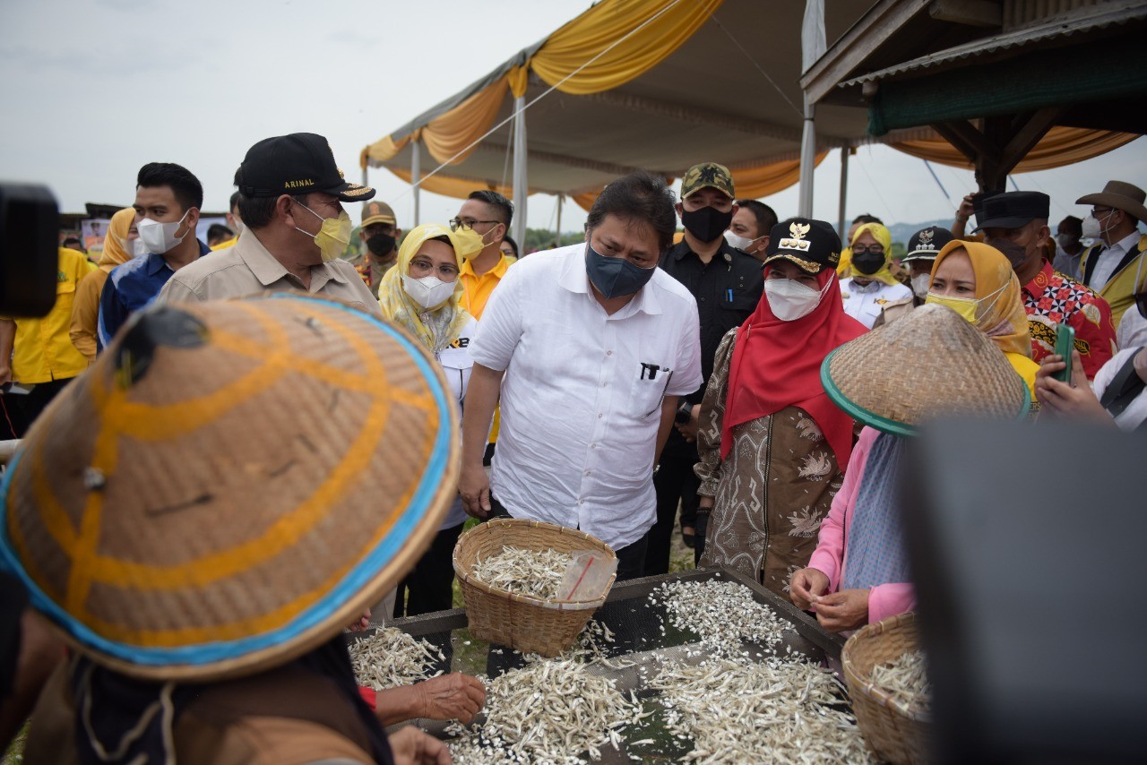 BPS mencatat volume ekspor ikan asin nasional pada periode Januari hingga November 2021 sebanyak 8,96 juta kg dengan nilai USD93,17 juta. (Foto: MNC Media)