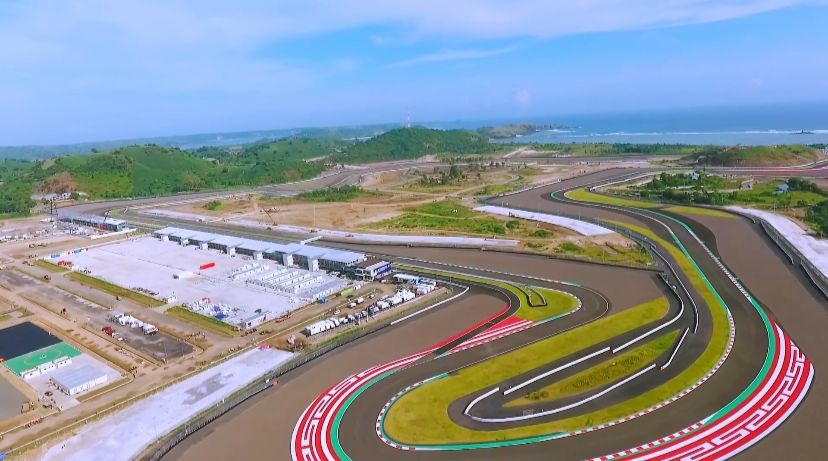 Pramusim MotoGP Hari Pertama Sukses, Kapolda NTB Apresiasi Kesiagaan PLN Jaga Pasokan Listrik 