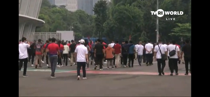 Manfaatkan Waktu Senggang, Menkeu hingga Gubernur Bank Sentral Joging di GBK. (Foto: MNC Media)