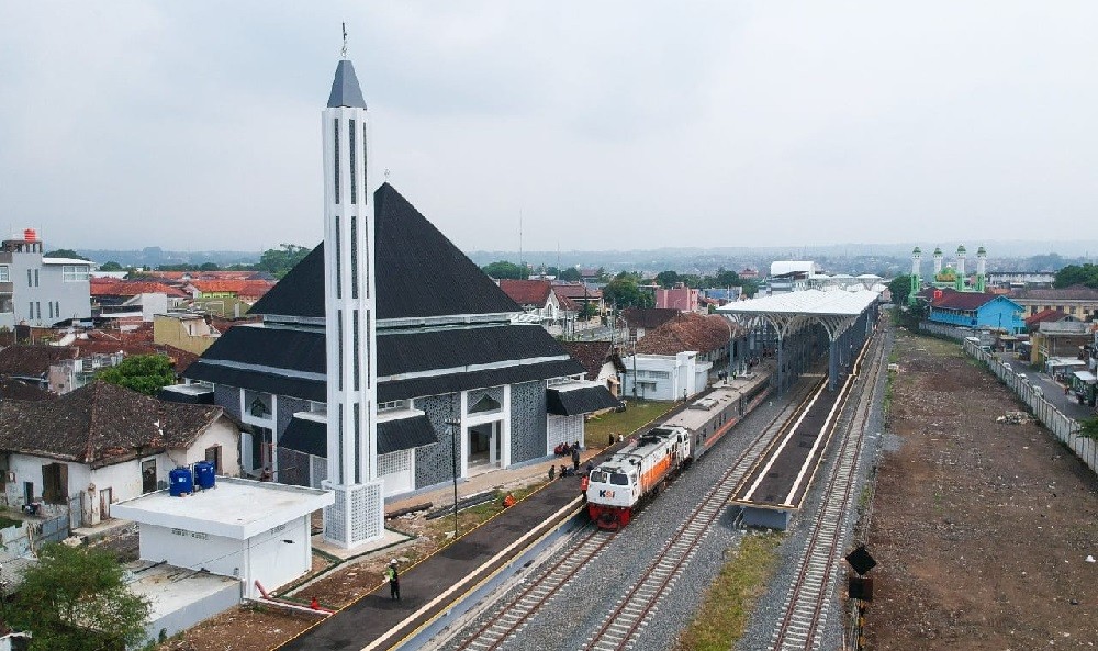 40 Tahun Mati Suri, Kereta Api Cibatu-Garut Masuk Tahap Trial and Run