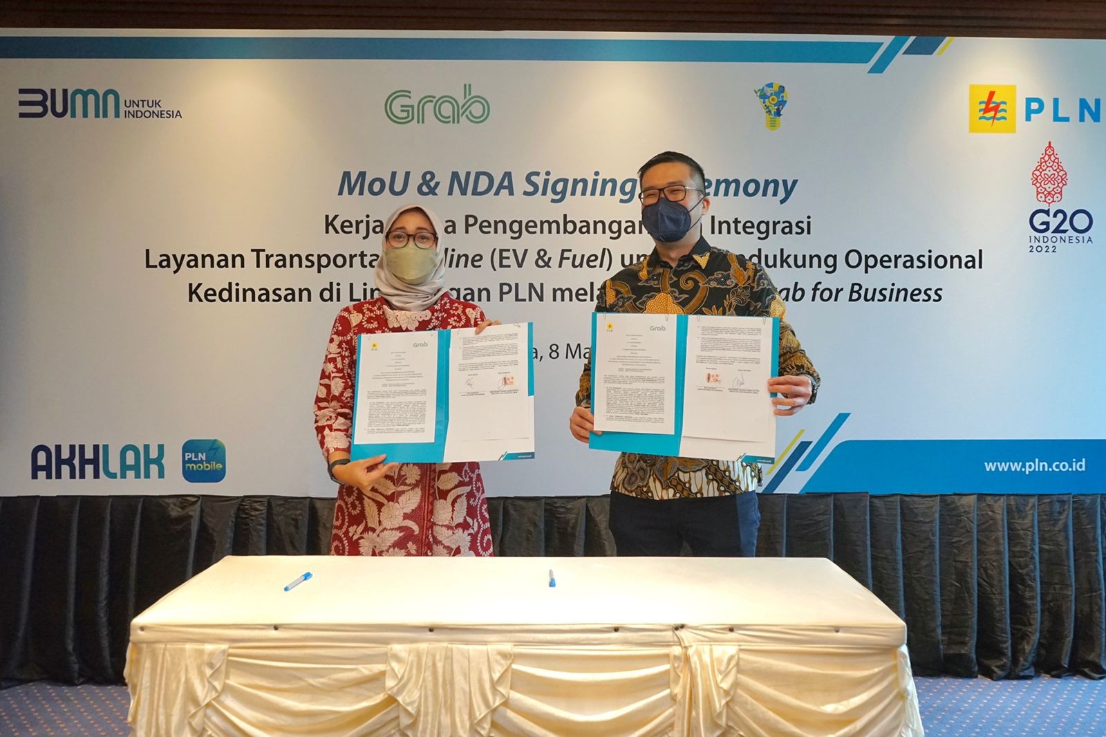 Perkuat Digitalisasi Sistem Transportasi, PLN Gandeng Grab Untuk Efisiensi dan produktivitas Operasional. (Foto: Adv/PLN)