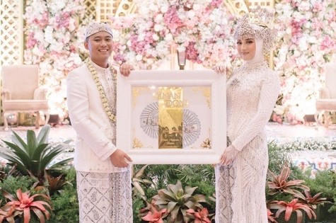 Pasca ditetapkan sebagai tersangka, banyak netizen yang mengulik kembali soal mahar mewah pernikahan Doni Salmanan dengan Dinan Fajrina. (Foto: MNC Media)