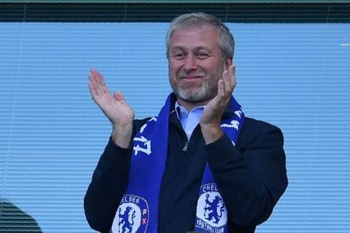 Roman Abramovich dilarang untuk menjual Chelsea Football Club lantaran mendapat sanski atas hubungannya dengan Vladimir Putin.  (Foto: Reuters)
