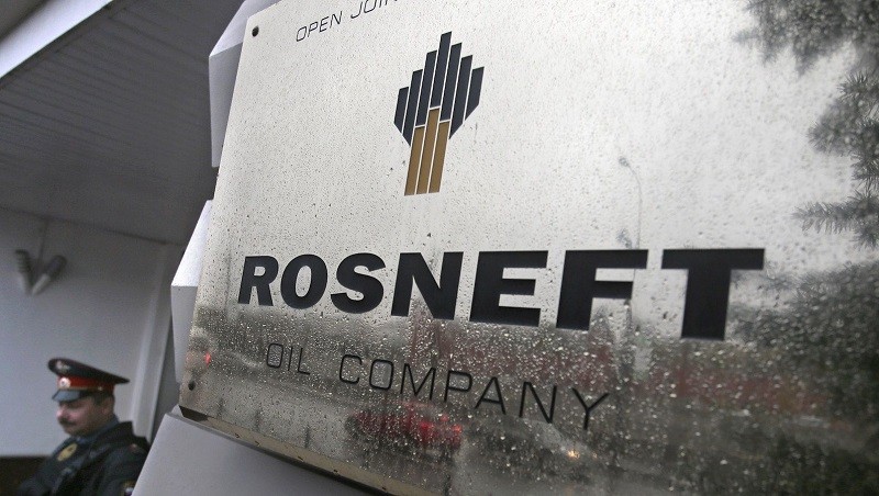Imbas Invasi Rusia, Rosneft Jerman Kena Serangan Siber. (Foto