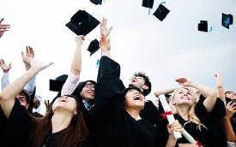 Simak Kisaran Gaji Fresh Graduate Pada Beberapa Posisi