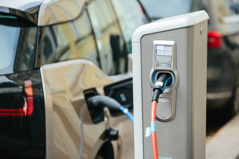 Percepat Net Zero Emission, PLN Tambah SPKLU di Tangerang