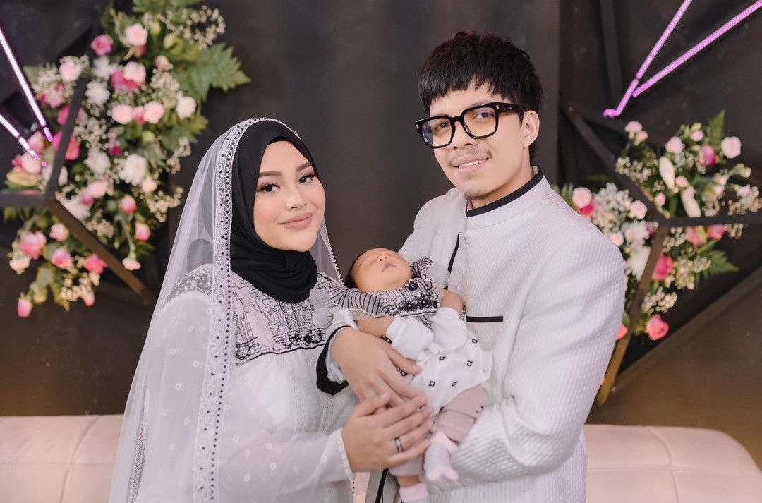 Baby Ameena bersama kedua orangtuanya (Instagram)