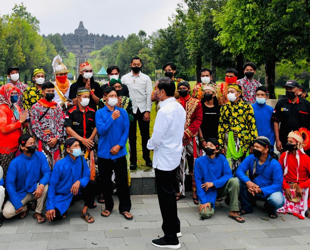 Datangi Candi Borobudur, Jokowi Minta Tingkatkan Ajang Seni untuk Dongkrak Wisatawan (Dok.MNC)