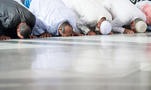 Imbau Perbanyak Ibadah, MUI Terbitkan Panduan Ramadan 2022. (Foto: MNC Media)