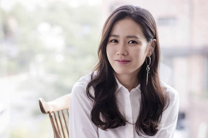 Bikin Elus Dada, Harga Gaun Pernikahan Son Ye Jin Capai Rp140 Juta (FOTO:MNC Media)
