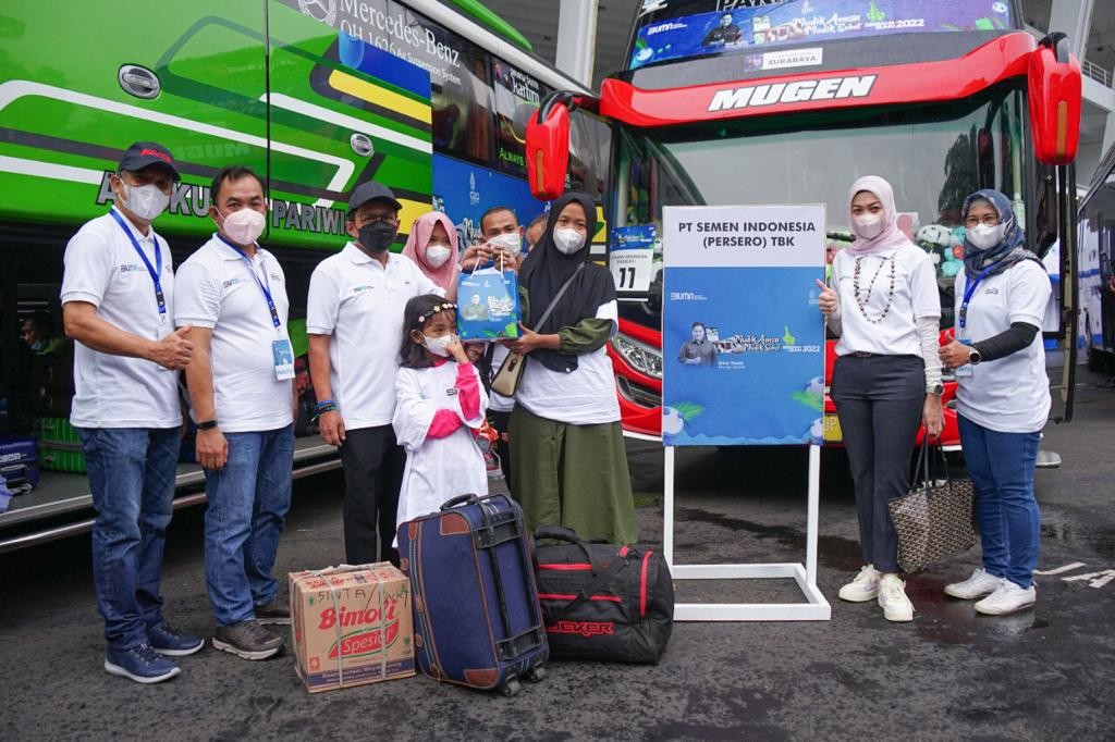 SIG Berangkatkan 990 Pemudik ke Jateng dan Jatim (foto: MNC Media)