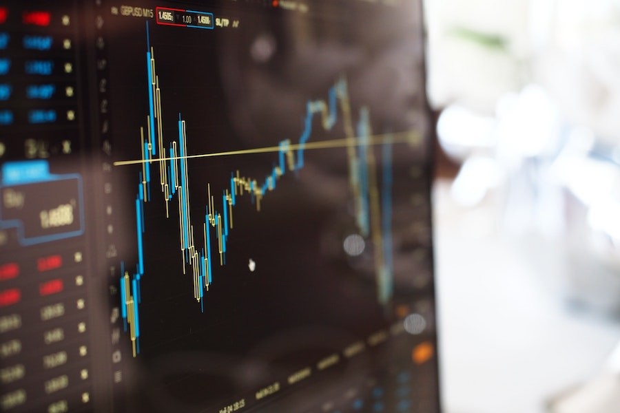 Ada MNCN dan EMTK, Simak Daftar Saham Media Terbaik 2022. (Foto: Daftar Saham Media Terbaik 2022)