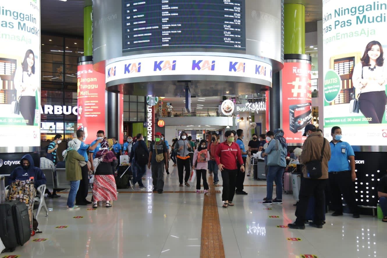 H-1 Lebaran, 16.100 Pemudik Diberangkatkan dari Stasiun Gambir  (Dok.MNC)