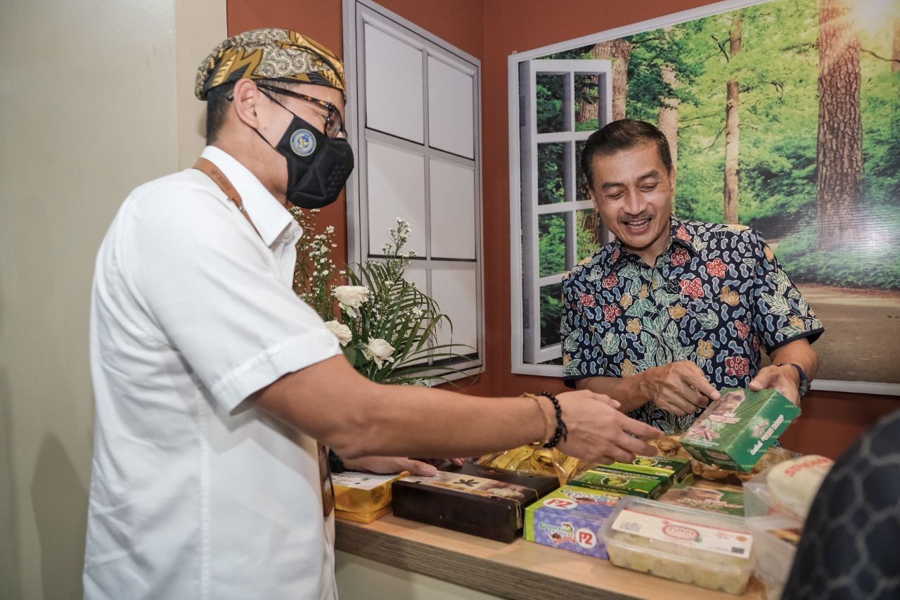 Pacu Kualitas Produk, Kemenparekraf Siap Dampingi UMKM Kampung Singkong di Salatiga (foto: MNC Media)