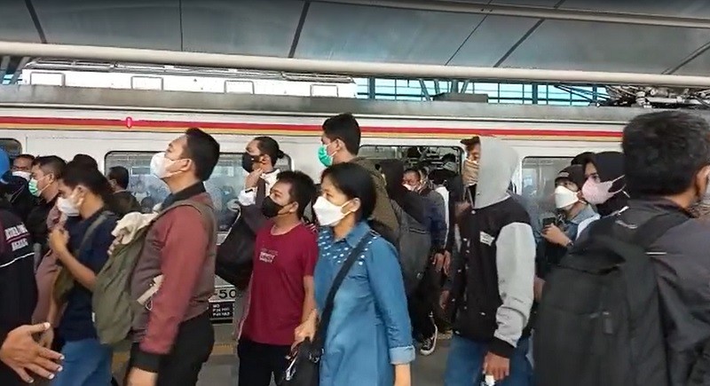Sekitar 622.952 Penumpang KRL Padati Stasiun Manggarai per Hari Kerja (Dok.MNC)