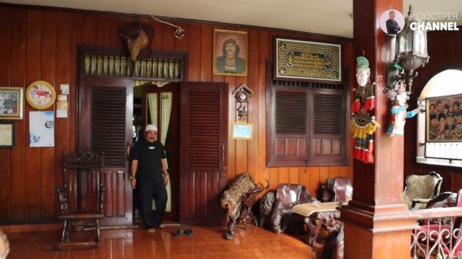 Intip Sumber Kekayaan Haji Bolot, Komedian dan Juragan Kontrakan! (Foto: Sumber Kekayaan Haji Bolot)