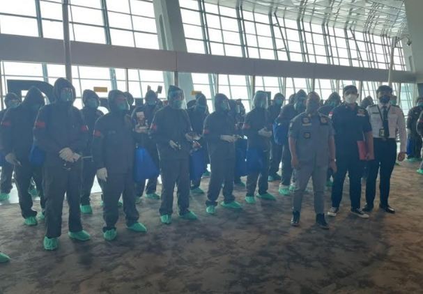 Viral 191 WNA China Pakai Seragam Unik di Bandara Soetta, Ini Kata Kantor Imigrasi  (Dok.MNC)