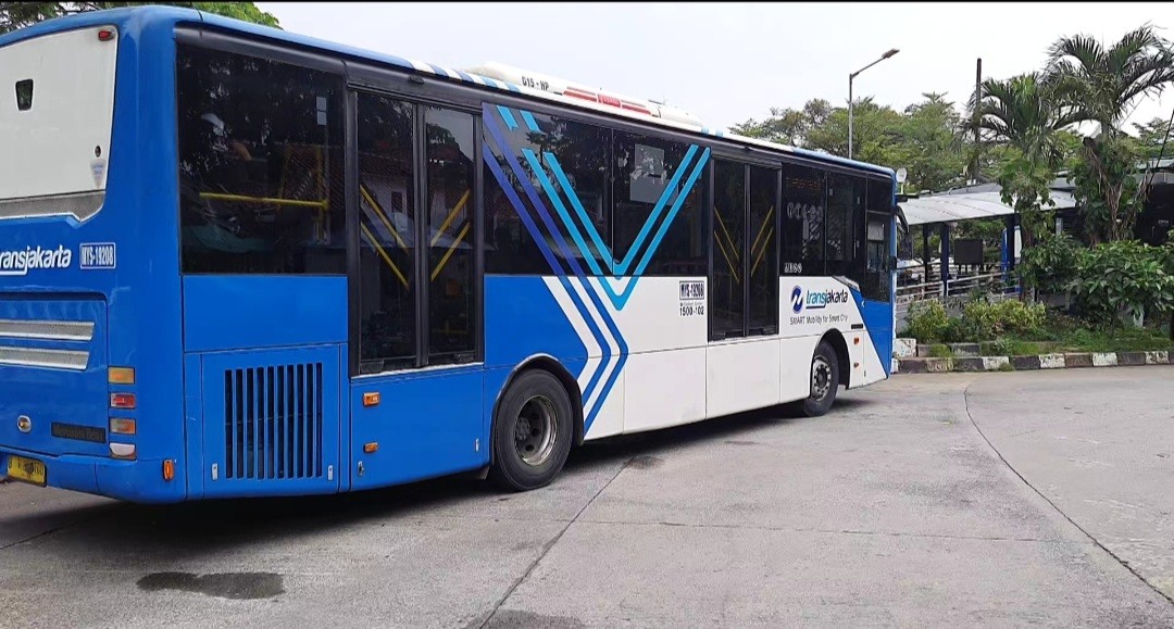 Transjakarta Luncurkan Bus Listrik, Penumpang: Selama Tarifnya Sama Tak ...