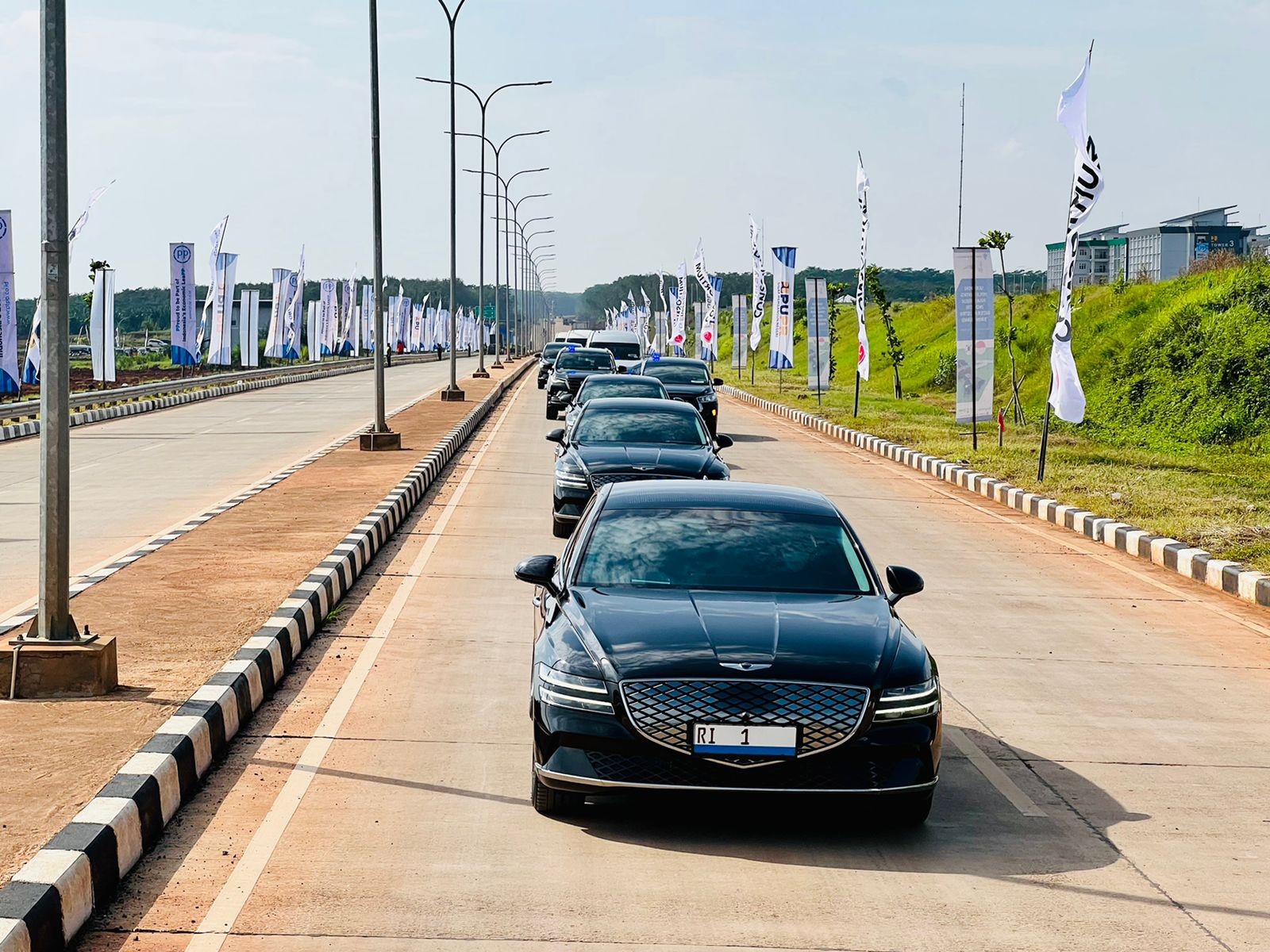 Pejabat Harus Pakai Mobil Listrik, Wagub DKI: Kita Mulai Bertahap (Foto: MNC Media).
