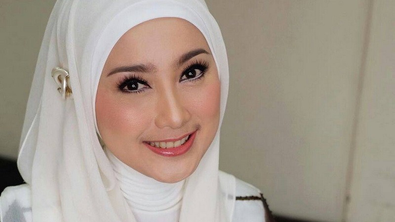Sumber Kekayaan Desy Ratnasari