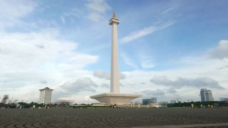 BMKG memprakirakan cuaca wilayah DKI Jakarta cerah berawan pada hari ini, Selasa (8/10/2024).