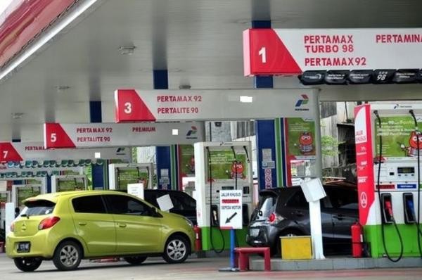 Naik! Ini Harga Pertamax Turbo hingga Dexlite di Seluruh Provinsi Indonesia. Foto: MNC Media.