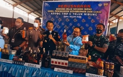 Bea Cukai Musnahkah Barang Sitaan Senilai Rp3,7 Miliar. (foto: MNC Media)