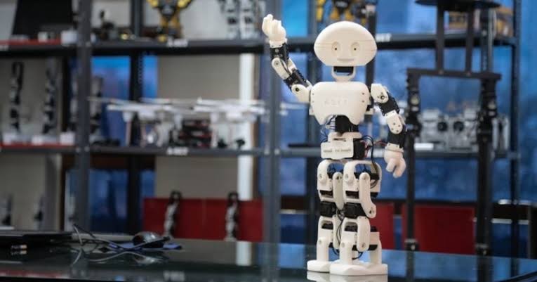 Apindo Sebut Robotisasi Tak Dapat Gantikan Tenaga Manusia, Ini Alasannya (FOTO:MNC Media)