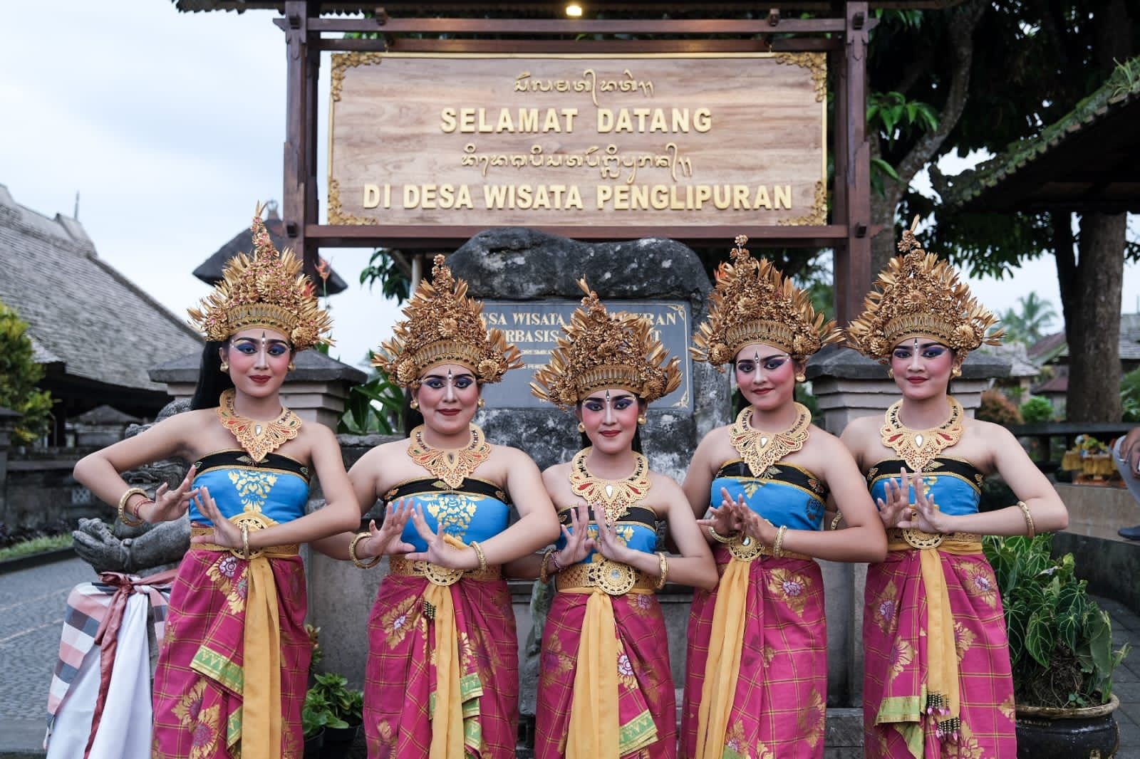Spanish Tourists Eager to Visit Indonesia. (Foto: MNC Media)