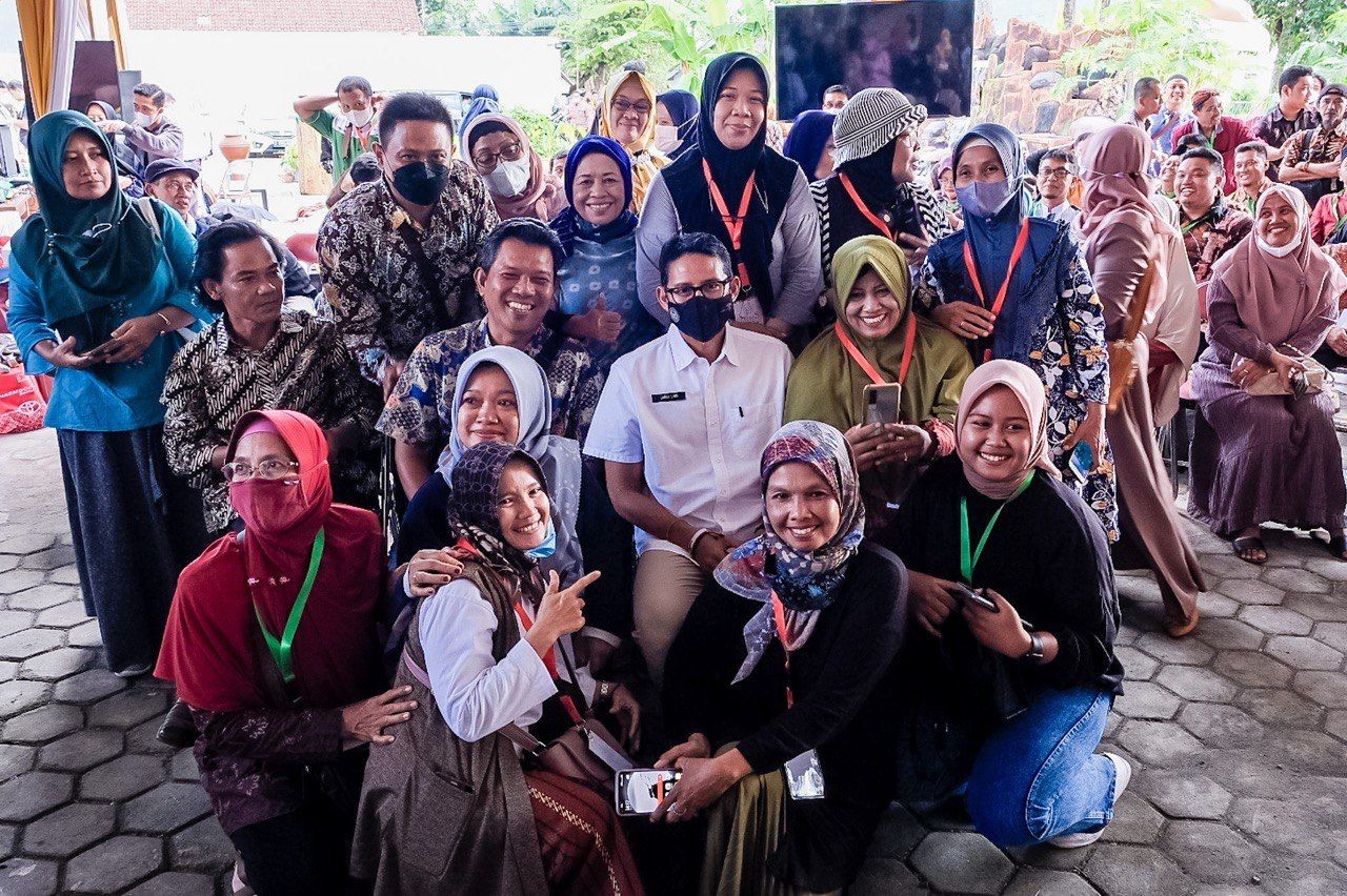 Go Global! Sandiaga Dorong Produk Ekraf Yogya Tampil di ASEAN Tourism Forum 2023 (foto: MNC Media)