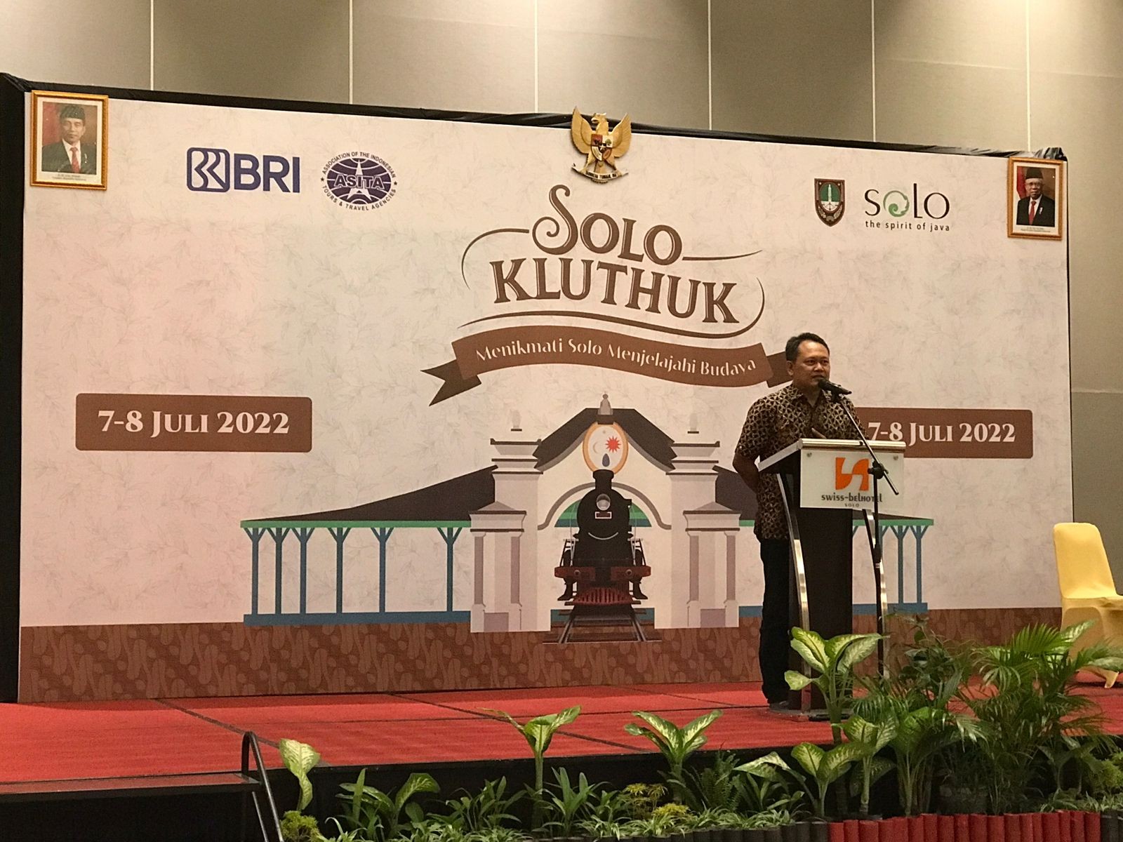 Ketua DPC ASITA Solo, Pri Siswanto Saat Membuka Acara Solo Kluthuk di Hotel Swiss-Bell Solo (MPI)